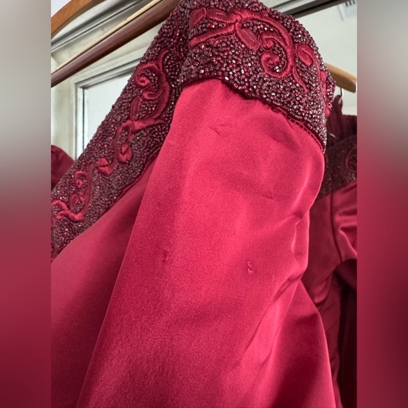 Saks Fifth Avenue Helen Morley Red Beaded Off-Shoulder Silk Evening Gown *FLAWS - Picture 15 of 15